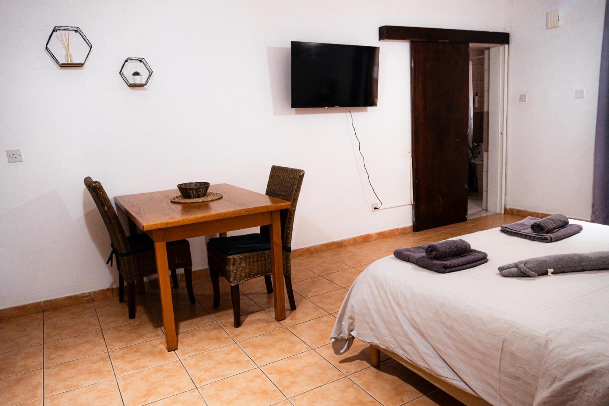 Nissus Urban Hostel Ayia Napa Cameră foto