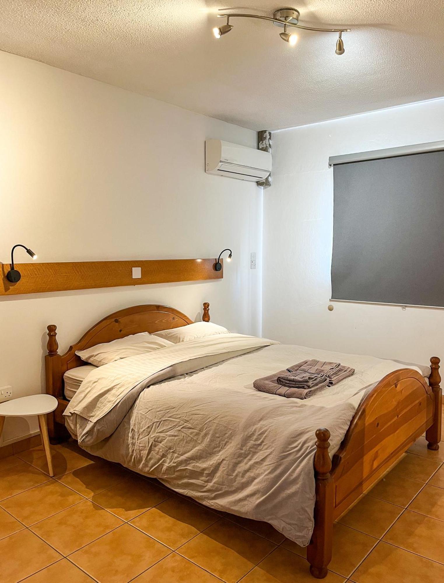 Nissus Urban Hostel Ayia Napa Cameră foto